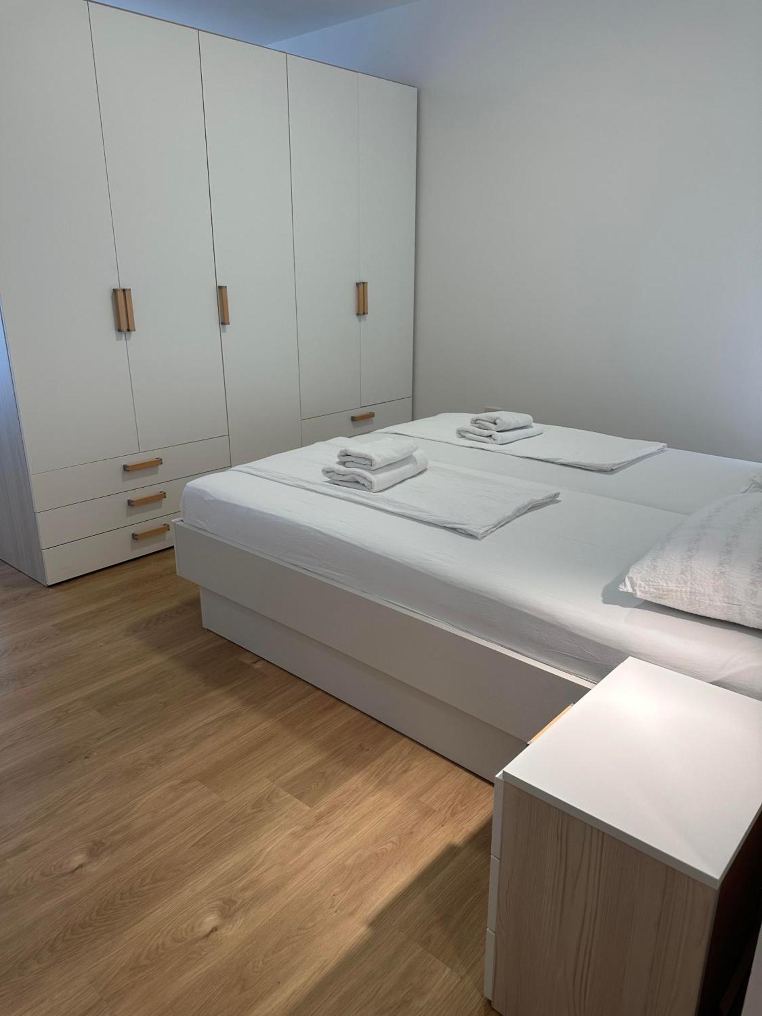 Apartments Tito & Robin コペル エクステリア 写真